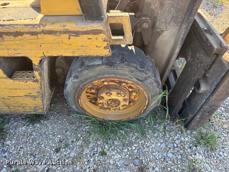 image for item EC4595 Caterpillar T30D forklift