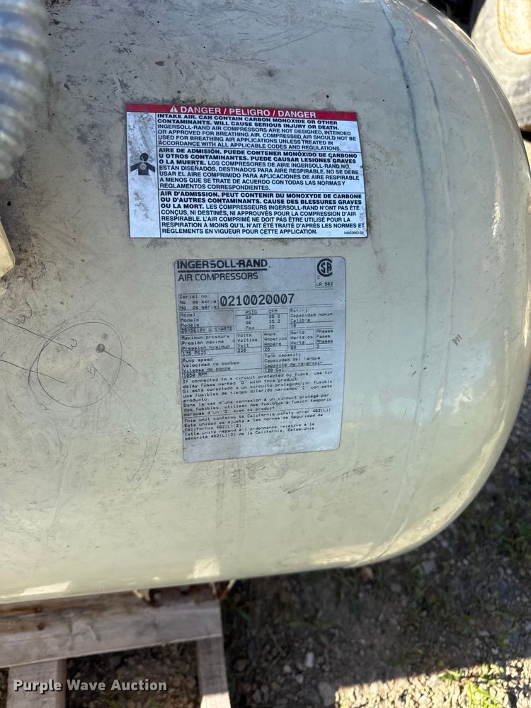 image for item EC4598 Ingersoll Rand air compressor