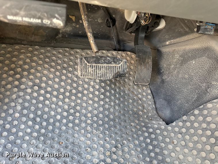 image for item EC4600 2006 Ford F250 Super Duty Ext. Cab pickup truck