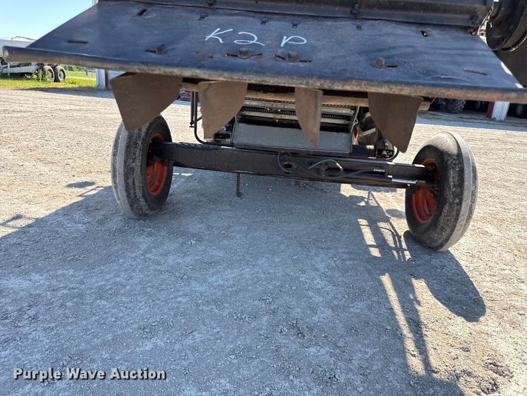 image for item EC4601 Gleaner K2 combine