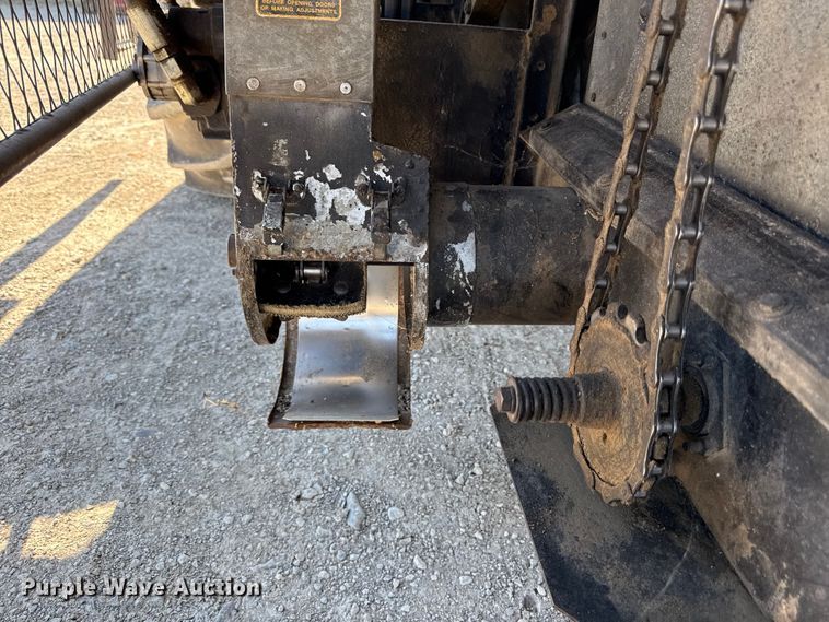 image for item EC4601 Gleaner K2 combine