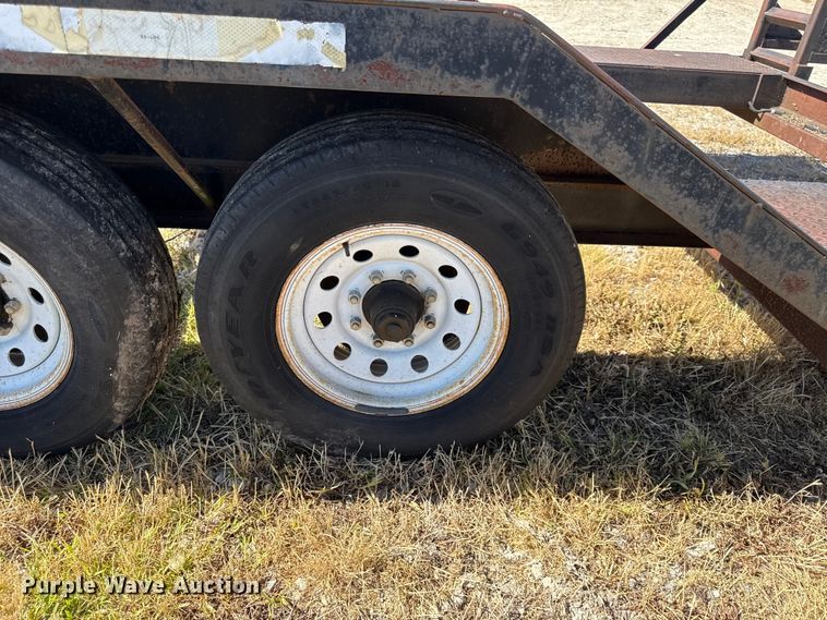 image for item EC4601 Gleaner K2 combine