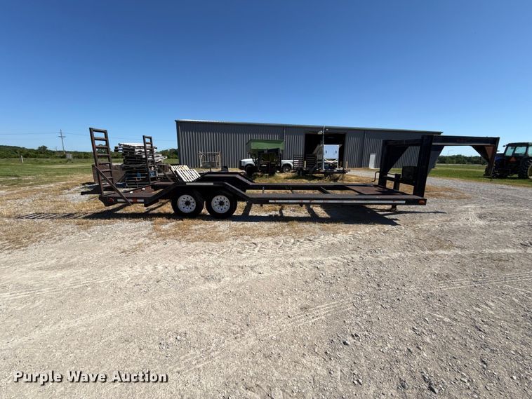 image for item EC4601 Gleaner K2 combine