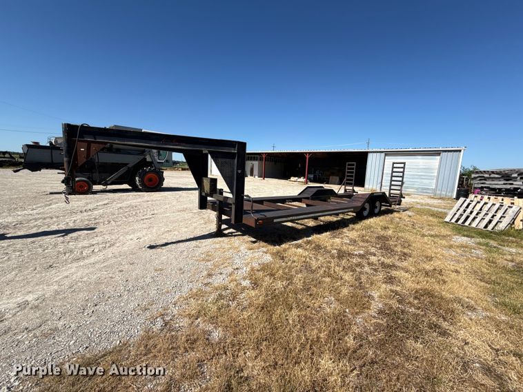 image for item EC4601 Gleaner K2 combine