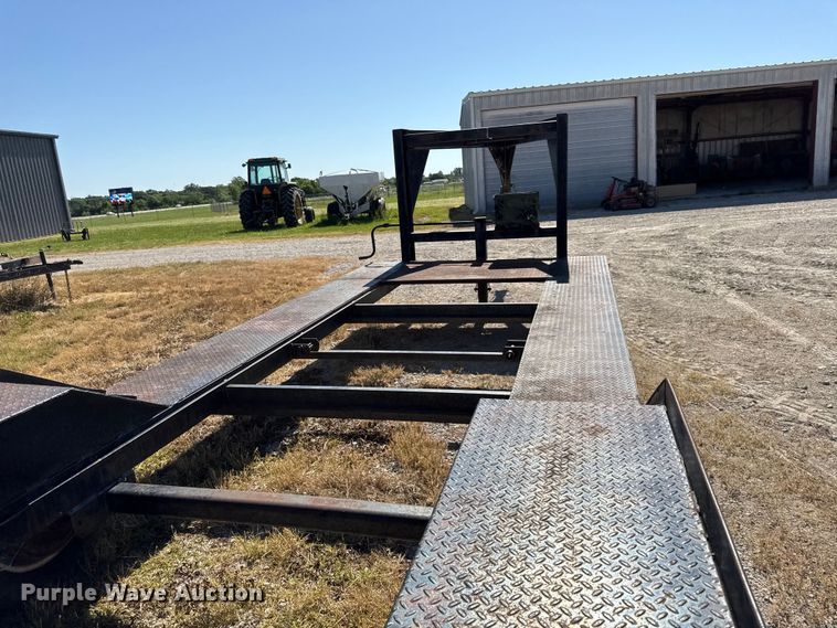 image for item EC4601 Gleaner K2 combine