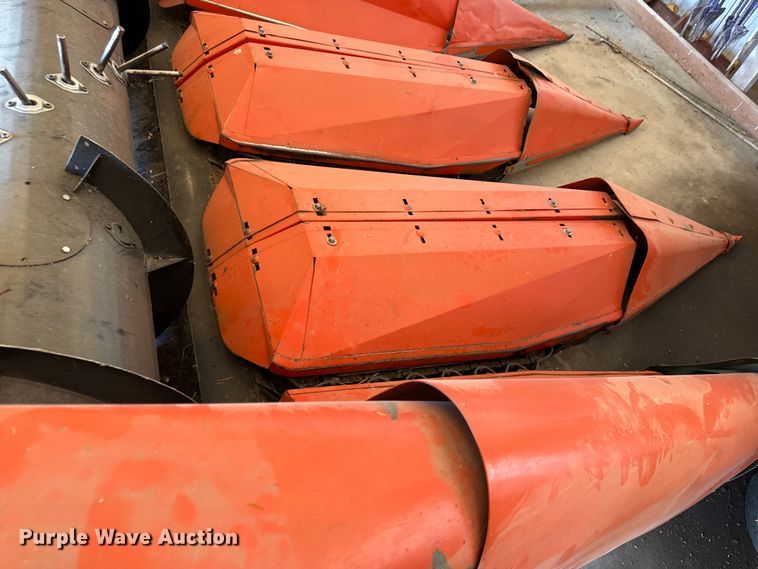 image for item EC4601 Gleaner K2 combine