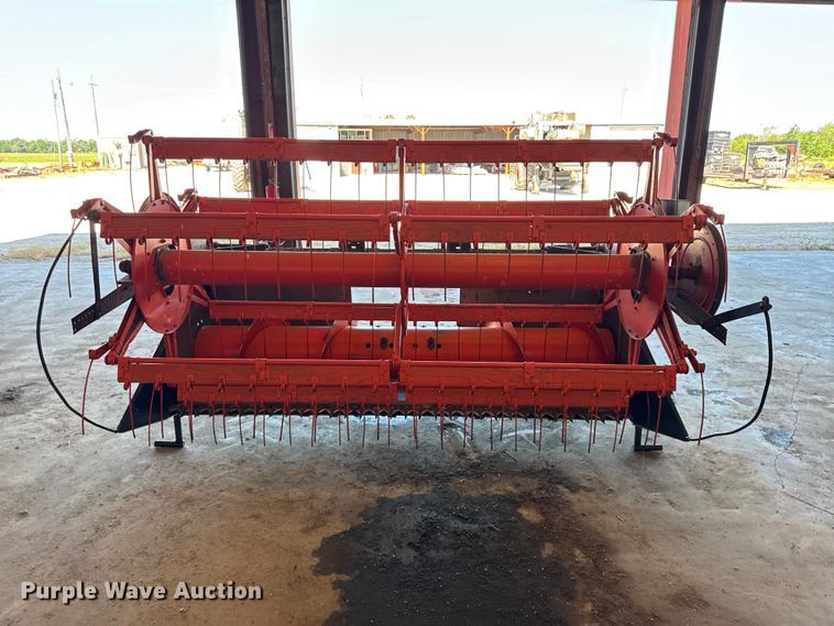 image for item EC4601 Gleaner K2 combine