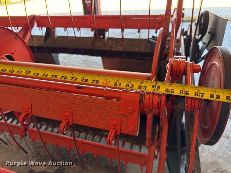 image for item EC4601 Gleaner K2 combine