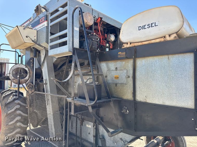 image for item EC4602 Gleaner K2 combine