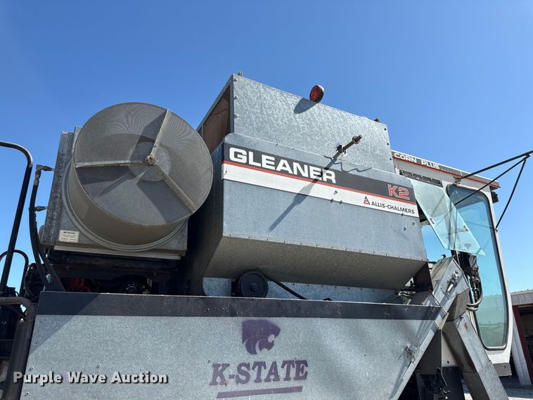 image for item EC4602 Gleaner K2 combine