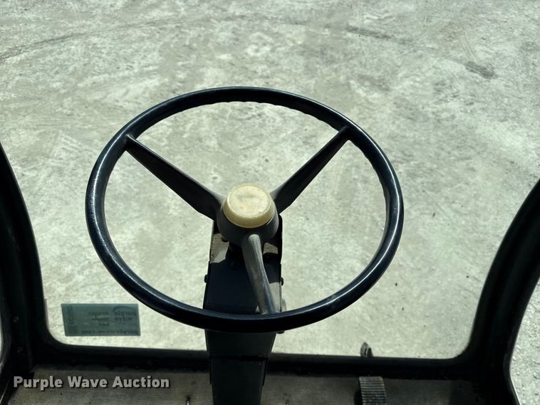 image for item EC4602 Gleaner K2 combine