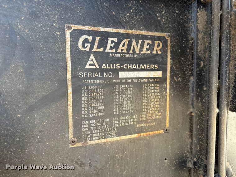 image for item EC4602 Gleaner K2 combine