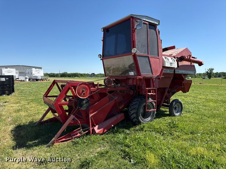 image for item EC4603 Massey Ferguson MF8 combine