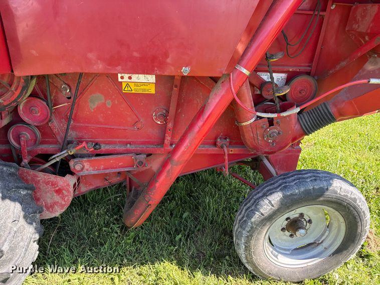 image for item EC4603 Massey Ferguson MF8 combine