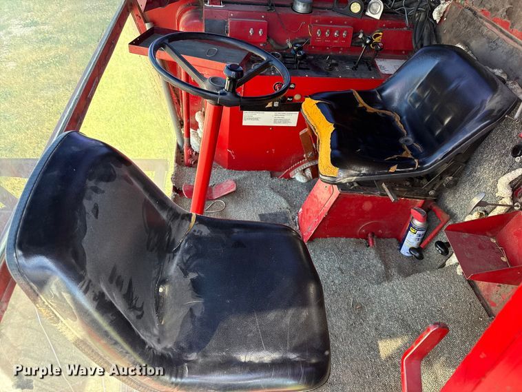 image for item EC4603 Massey Ferguson MF8 combine