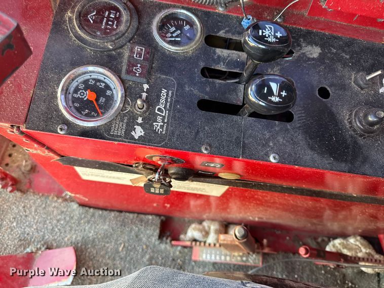 image for item EC4603 Massey Ferguson MF8 combine