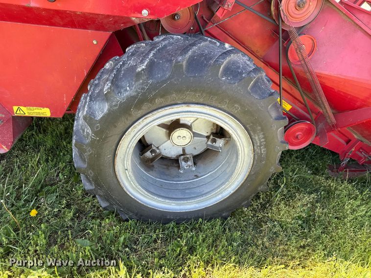 image for item EC4603 Massey Ferguson MF8 combine