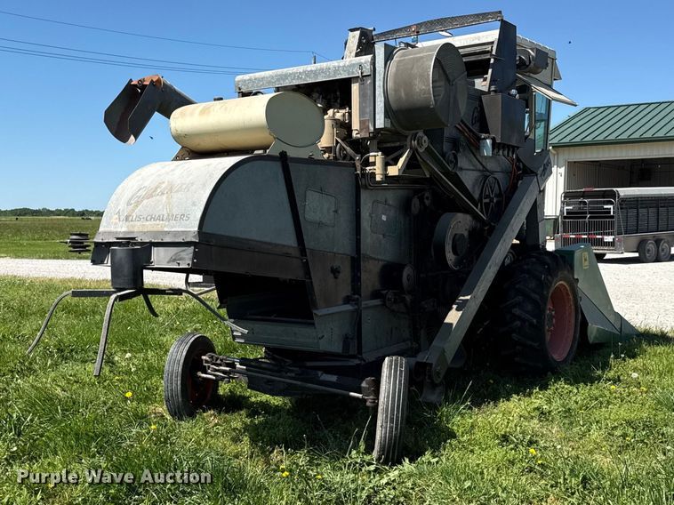 image for item EC4604 Gleanor E combine