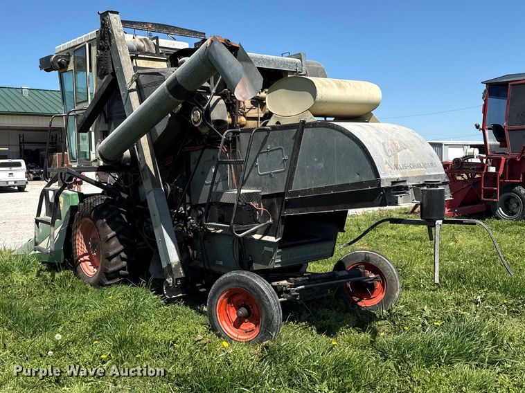 image for item EC4604 Gleanor E combine