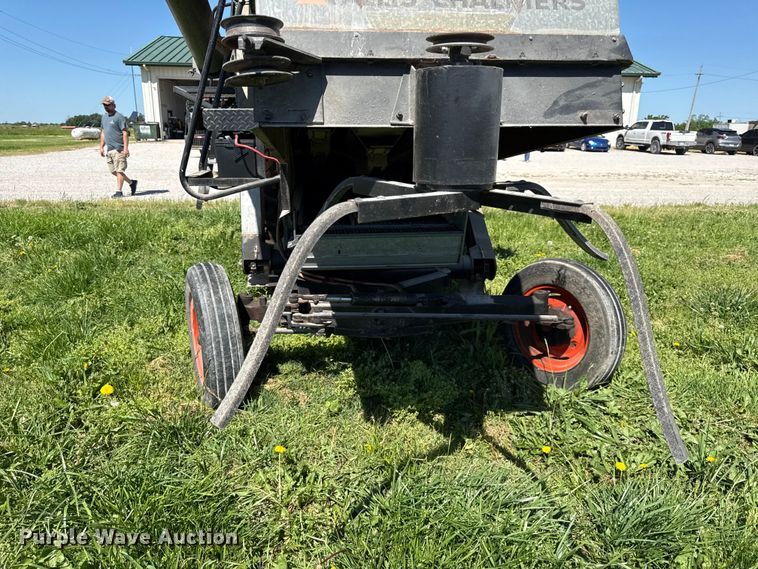 image for item EC4604 Gleanor E combine