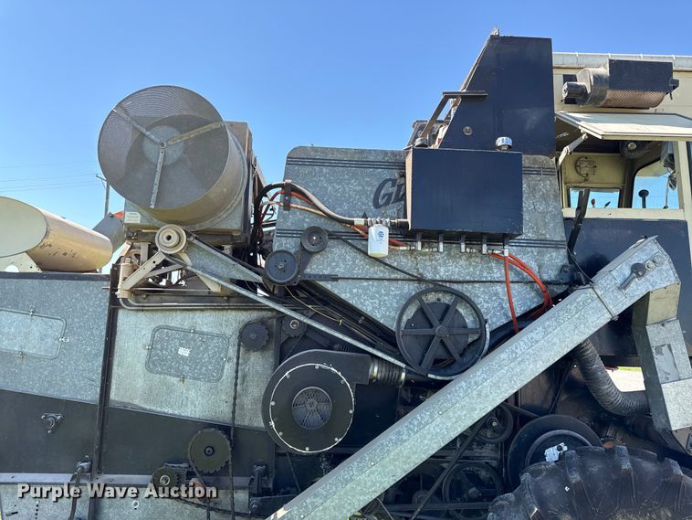 image for item EC4604 Gleanor E combine