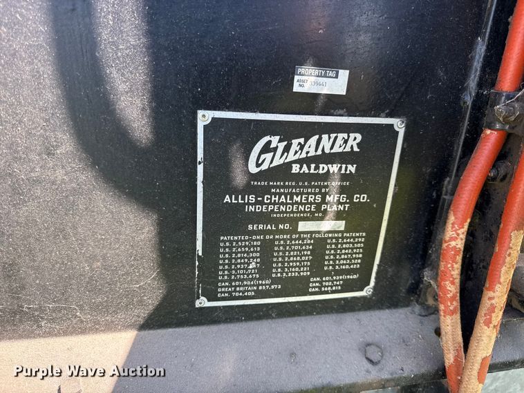image for item EC4604 Gleanor E combine