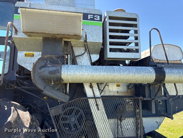 image for item EC4606 Gleaner F3 combine