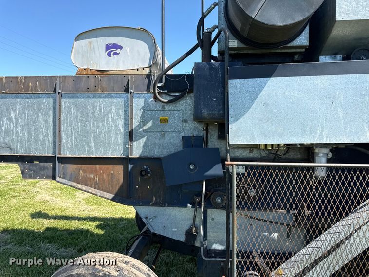 image for item EC4606 Gleaner F3 combine