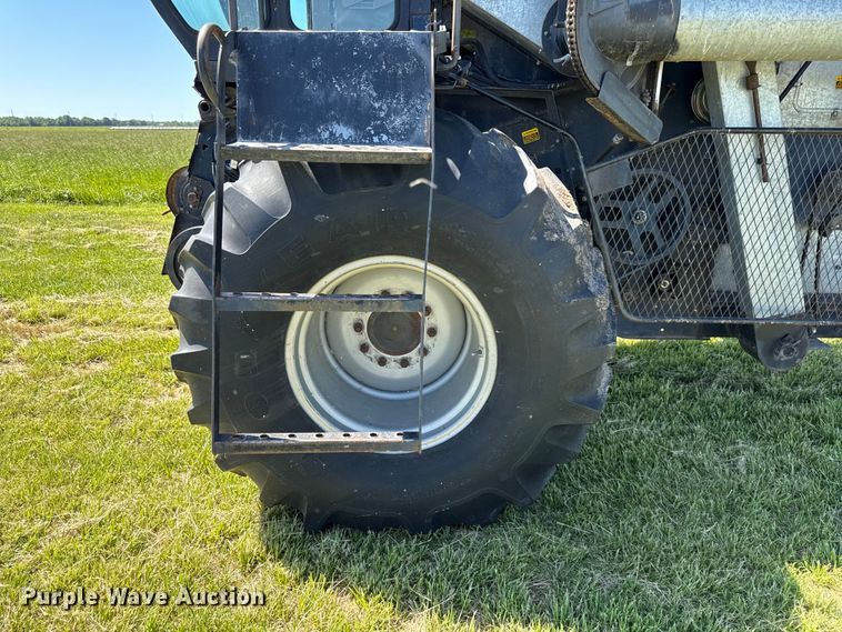 image for item EC4606 Gleaner F3 combine