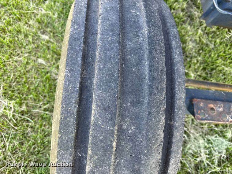 image for item EC4606 Gleaner F3 combine
