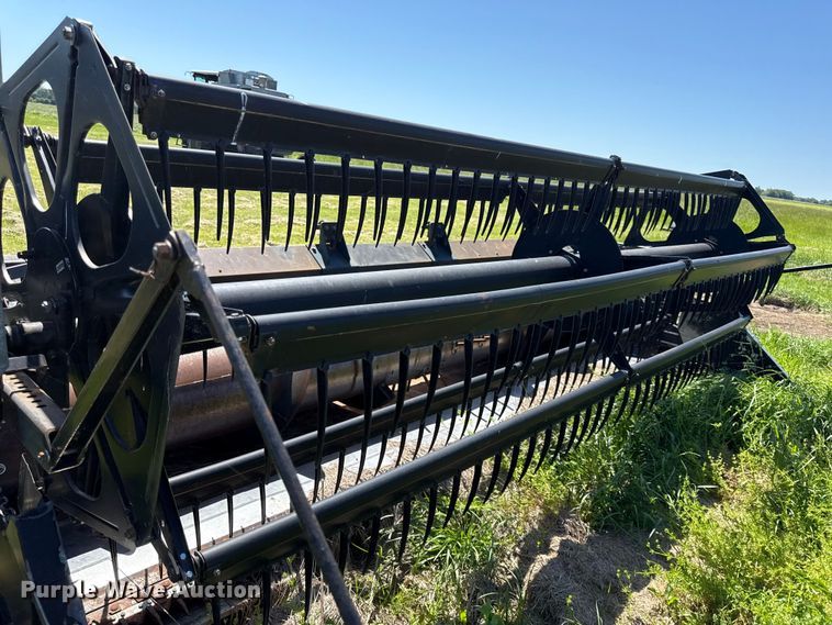 image for item EC4606 Gleaner F3 combine