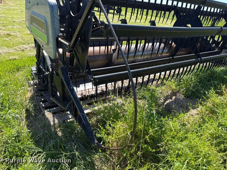 image for item EC4606 Gleaner F3 combine