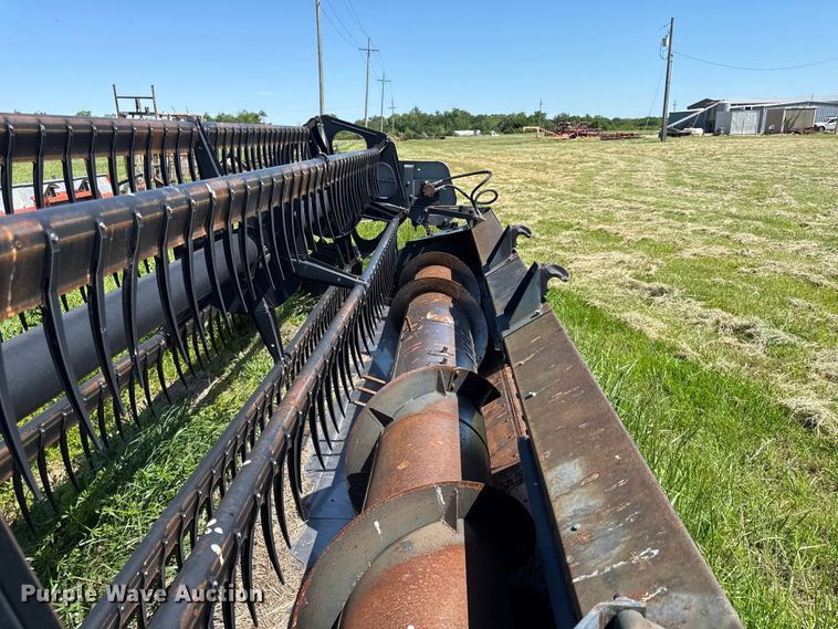 image for item EC4606 Gleaner F3 combine