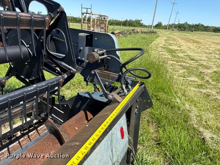 image for item EC4606 Gleaner F3 combine