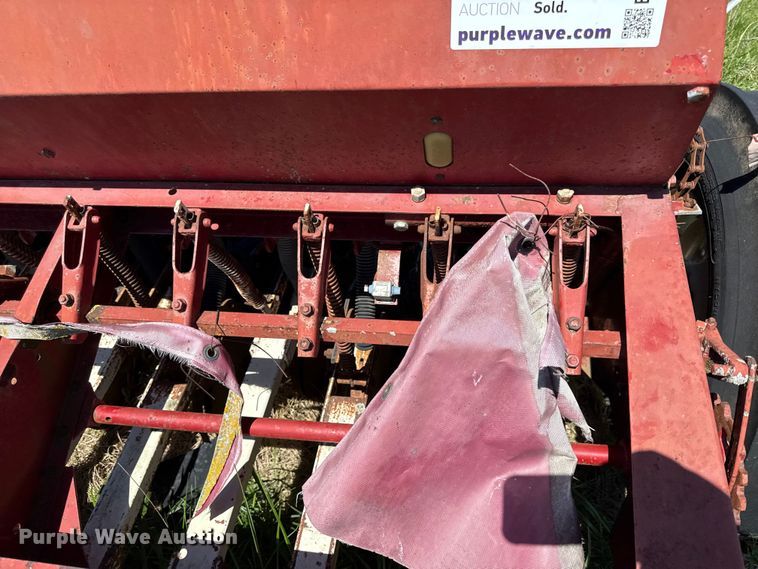 image for item EC4608 Case IH 500 grain drill