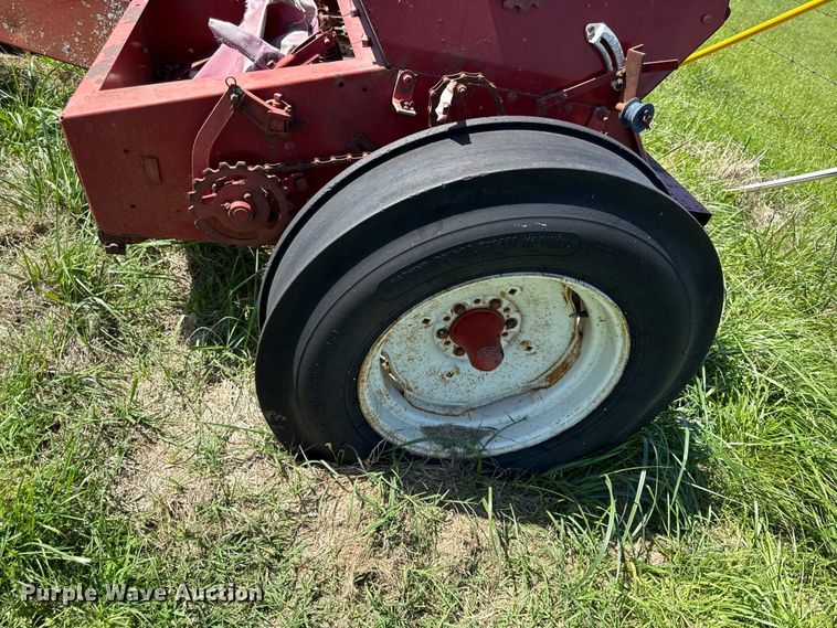 image for item EC4608 Case IH 500 grain drill