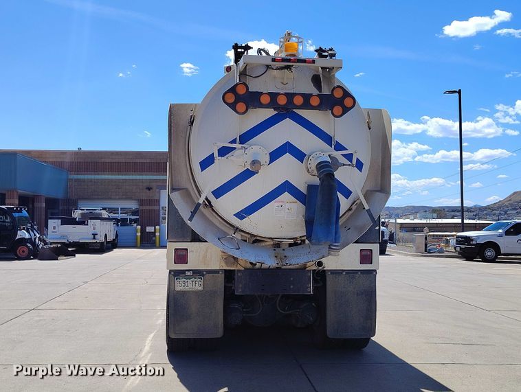 image for item ED0025 2010 International 7500 WorkStar sewer jetter truck