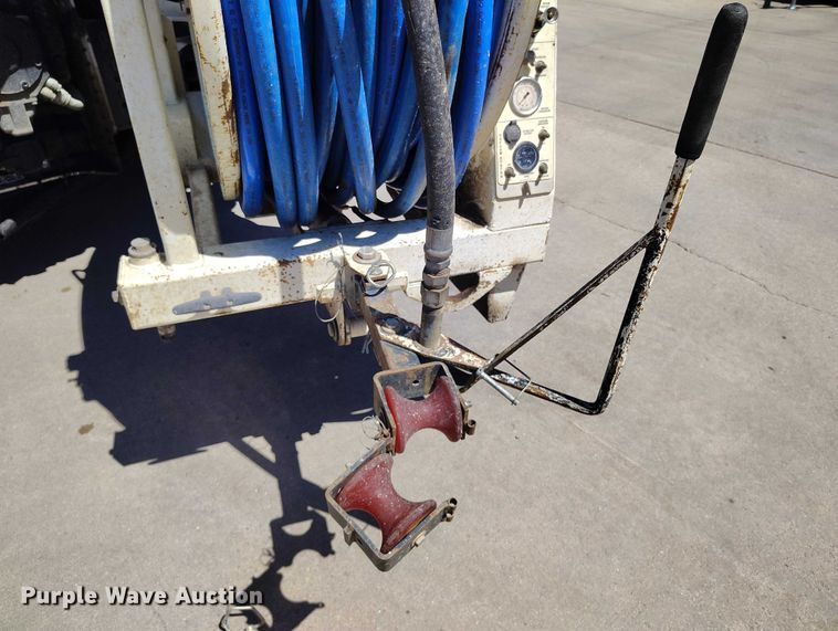 image for item ED0025 2010 International 7500 WorkStar sewer jetter truck
