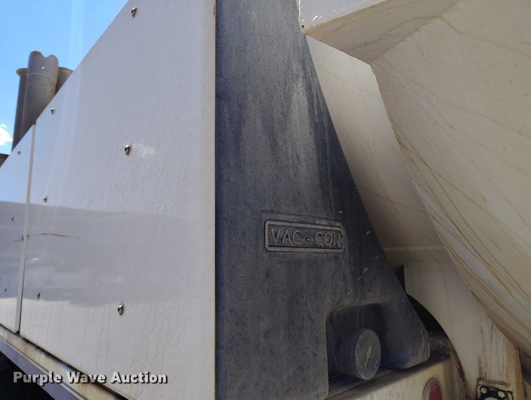 image for item ED0025 2010 International 7500 WorkStar sewer jetter truck