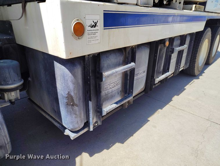 image for item ED0025 2010 International 7500 WorkStar sewer jetter truck
