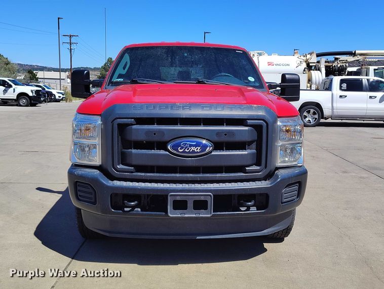 image for item ED0027 2016 Ford F350 Super Duty Crew Cab pickup truck