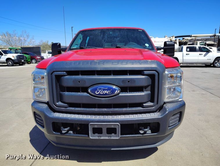 image for item ED0027 2016 Ford F350 Super Duty Crew Cab pickup truck