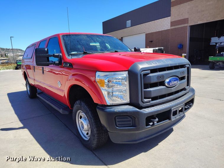 image for item ED0027 2016 Ford F350 Super Duty Crew Cab pickup truck