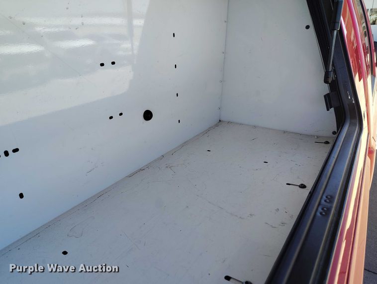 image for item ED0027 2016 Ford F350 Super Duty Crew Cab pickup truck
