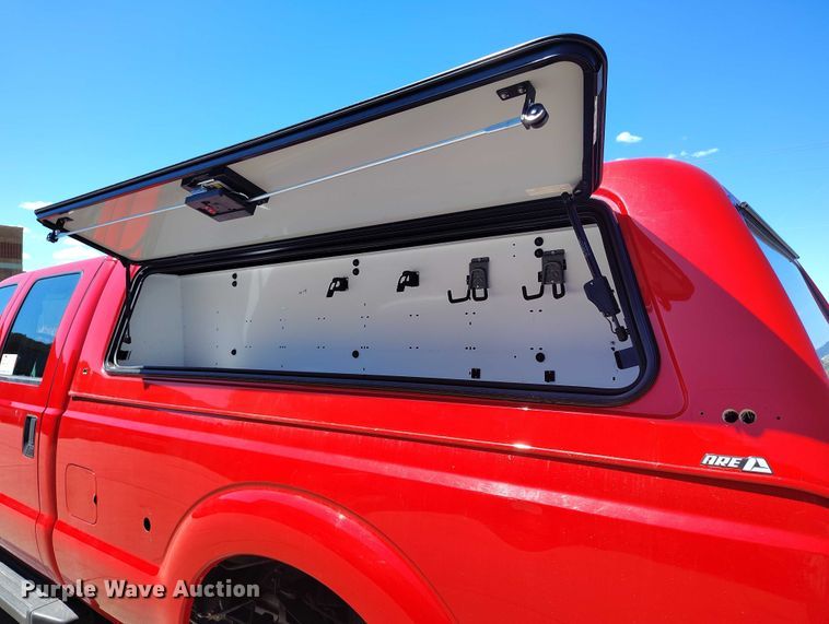 image for item ED0027 2016 Ford F350 Super Duty Crew Cab pickup truck