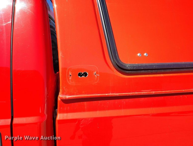 image for item ED0027 2016 Ford F350 Super Duty Crew Cab pickup truck