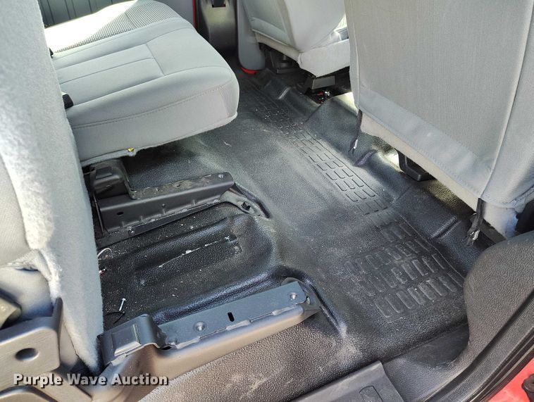 image for item ED0027 2016 Ford F350 Super Duty Crew Cab pickup truck