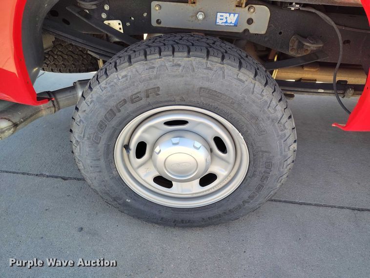 image for item ED0027 2016 Ford F350 Super Duty Crew Cab pickup truck