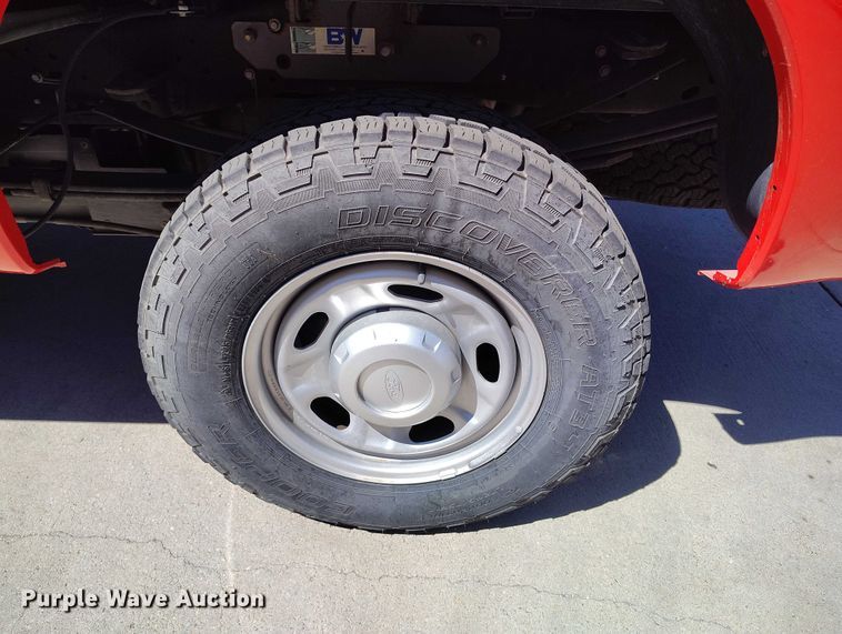 image for item ED0027 2016 Ford F350 Super Duty Crew Cab pickup truck