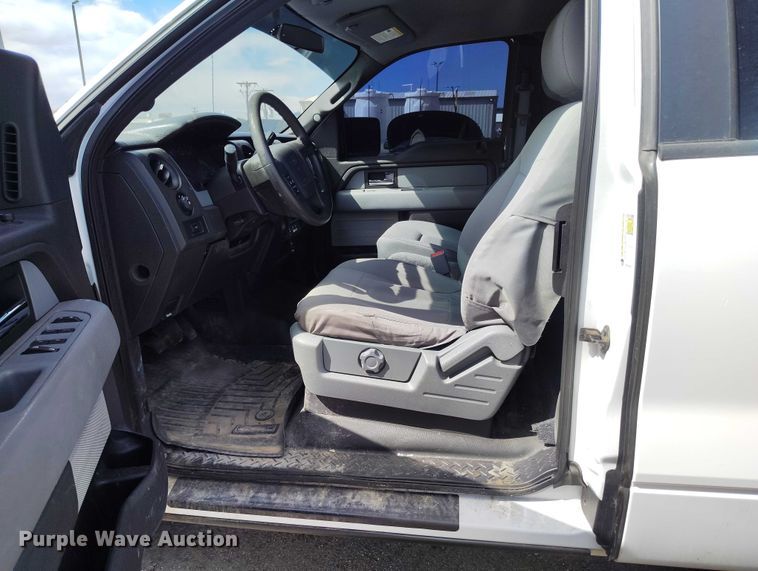 image for item ED0030 2014 Ford F150 Ext. Cab pickup truck
